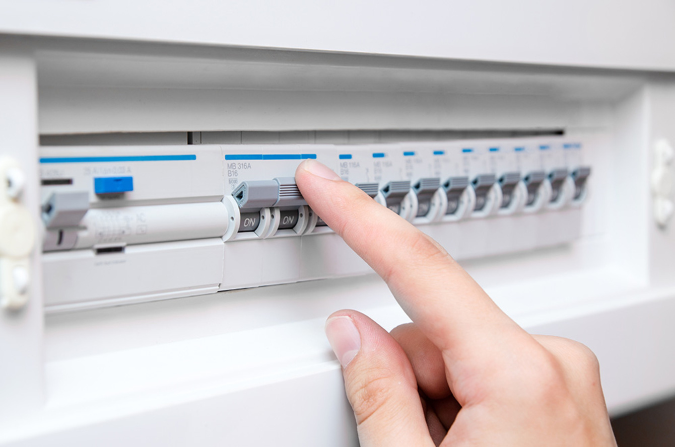 Elektro&shy;installation bei Elektro Bär GmbH in Neuendettelsau